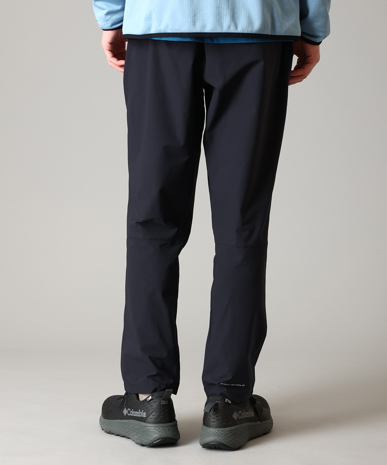 010Black