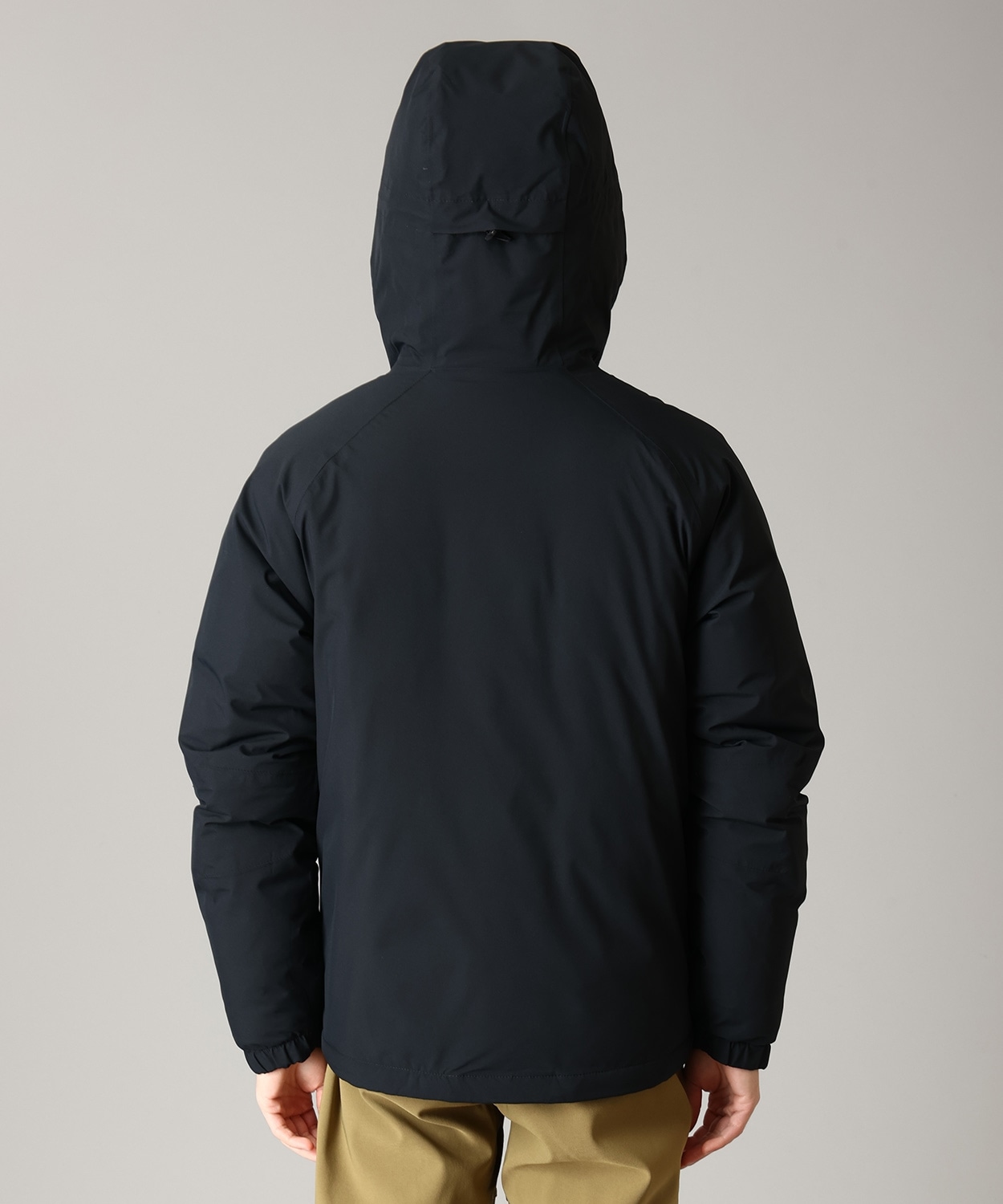 011Black