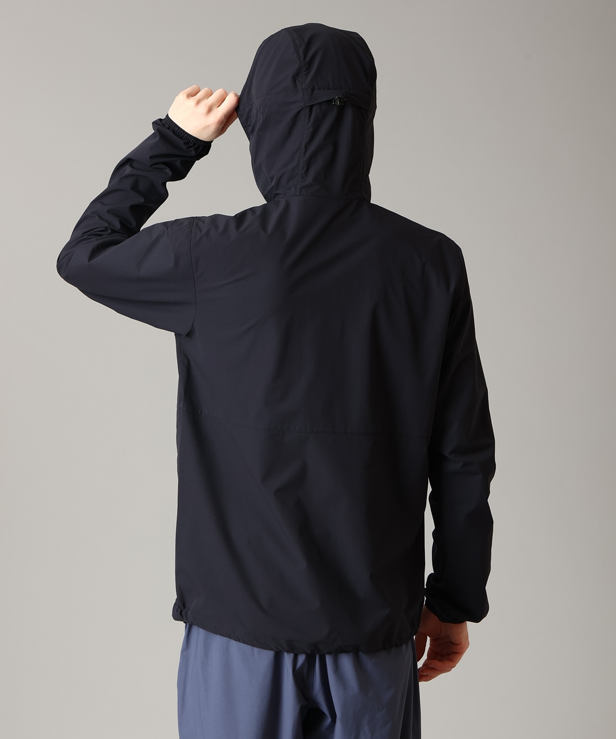 010Black