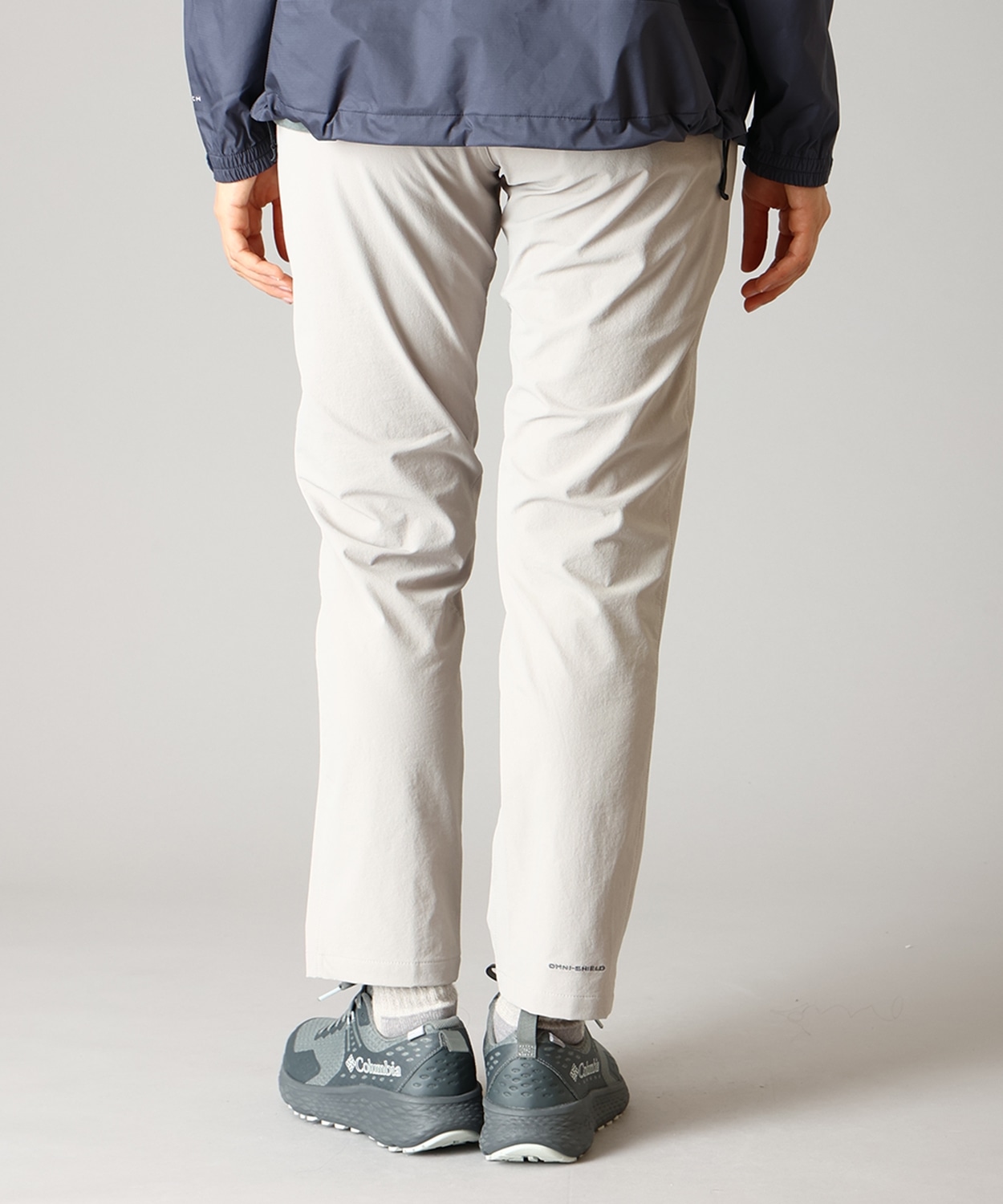 027Flint Grey