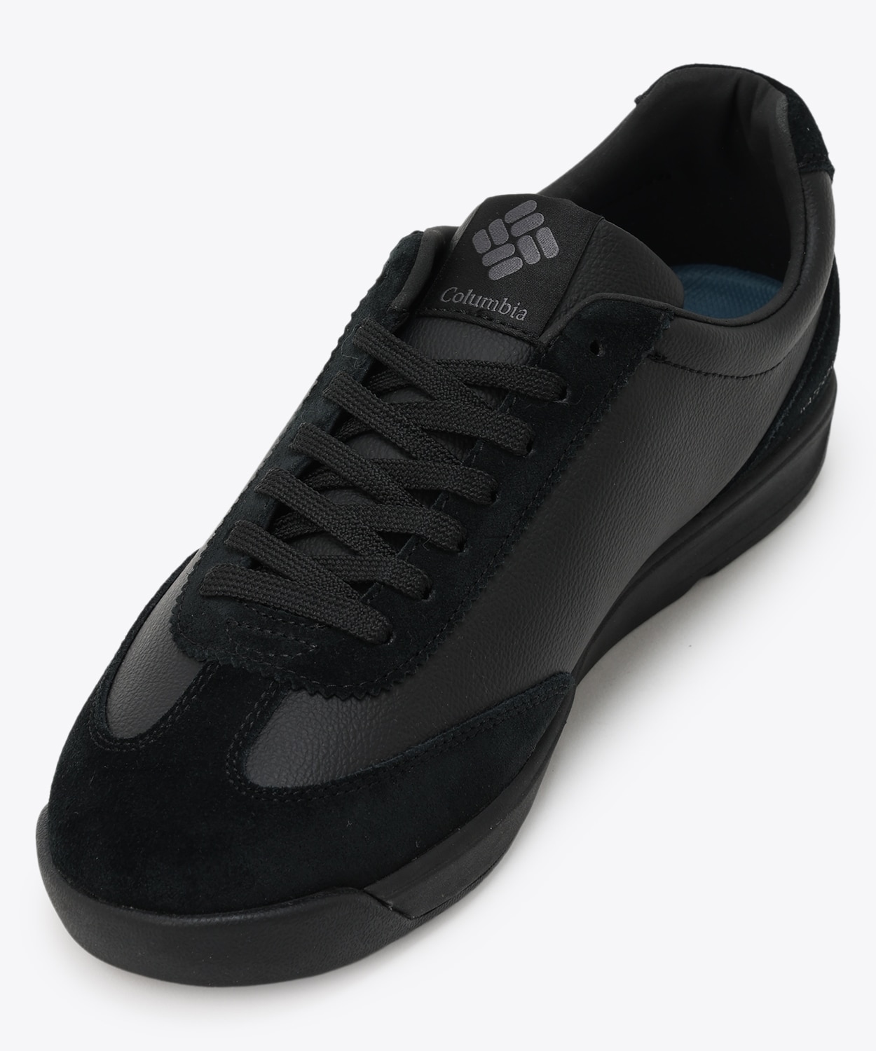010Black