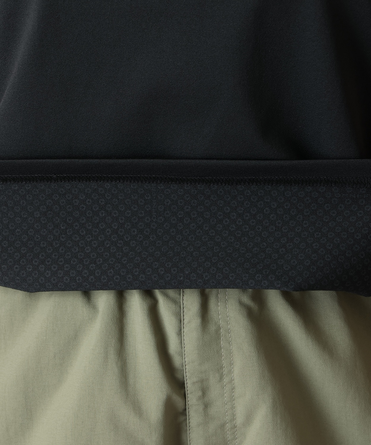 010Black