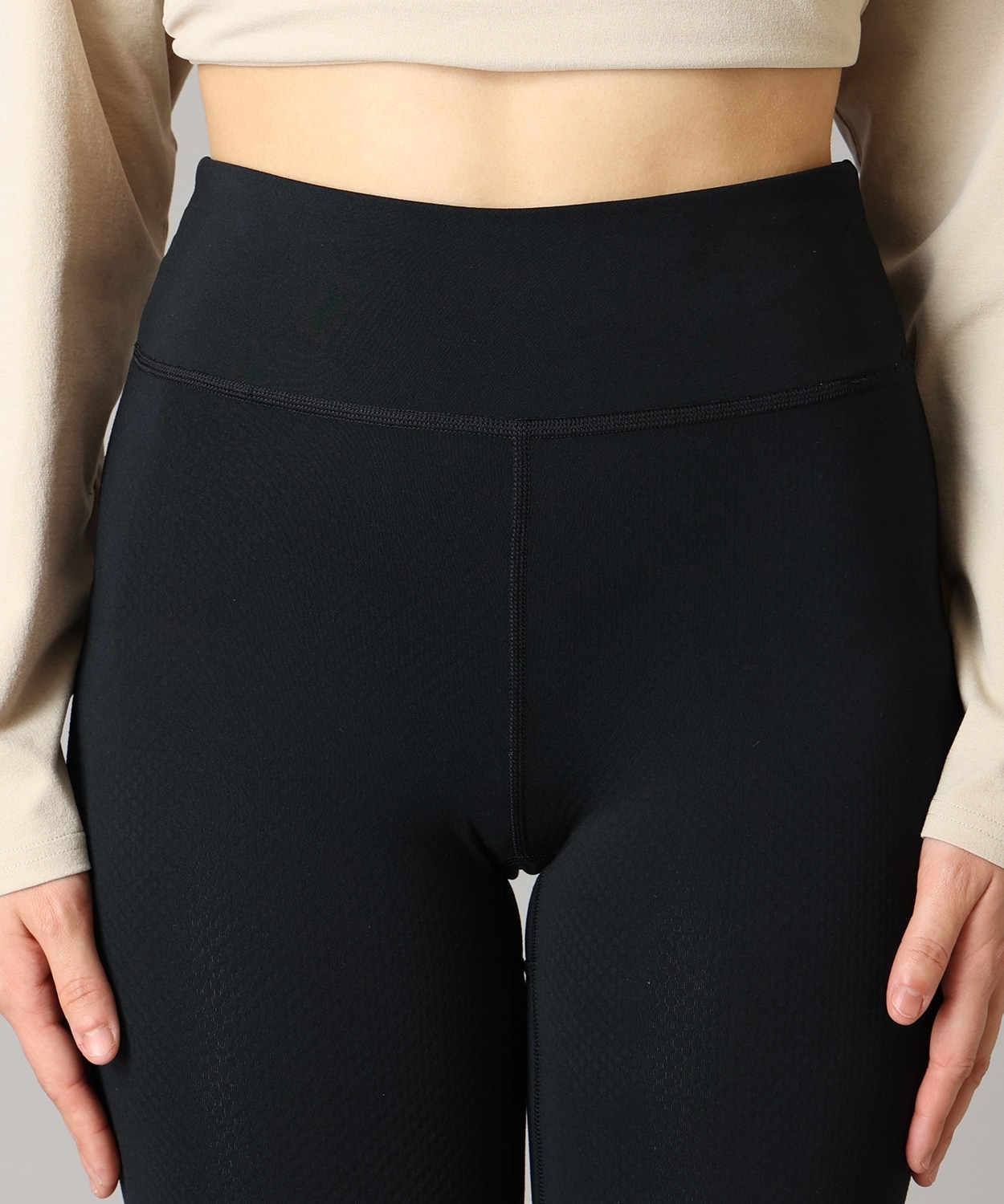 010Black