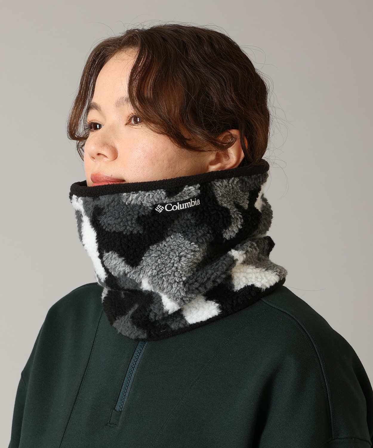 012Black
