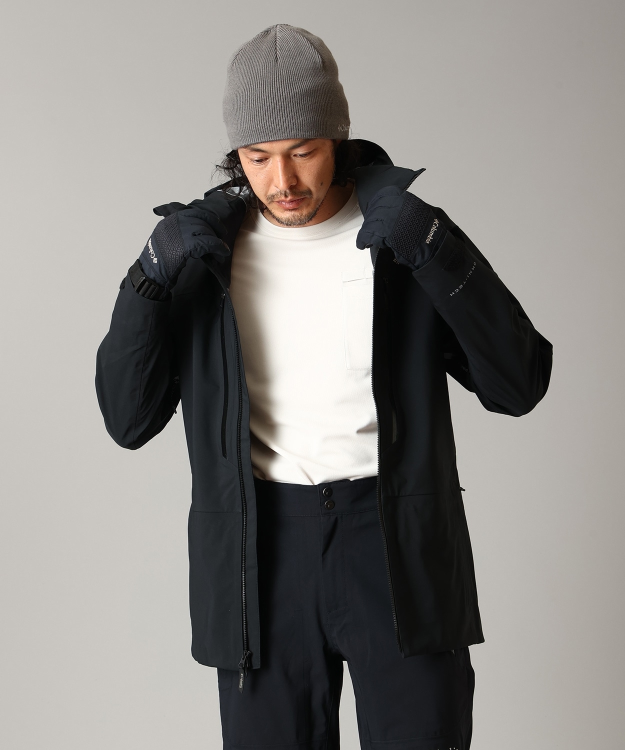 011Black