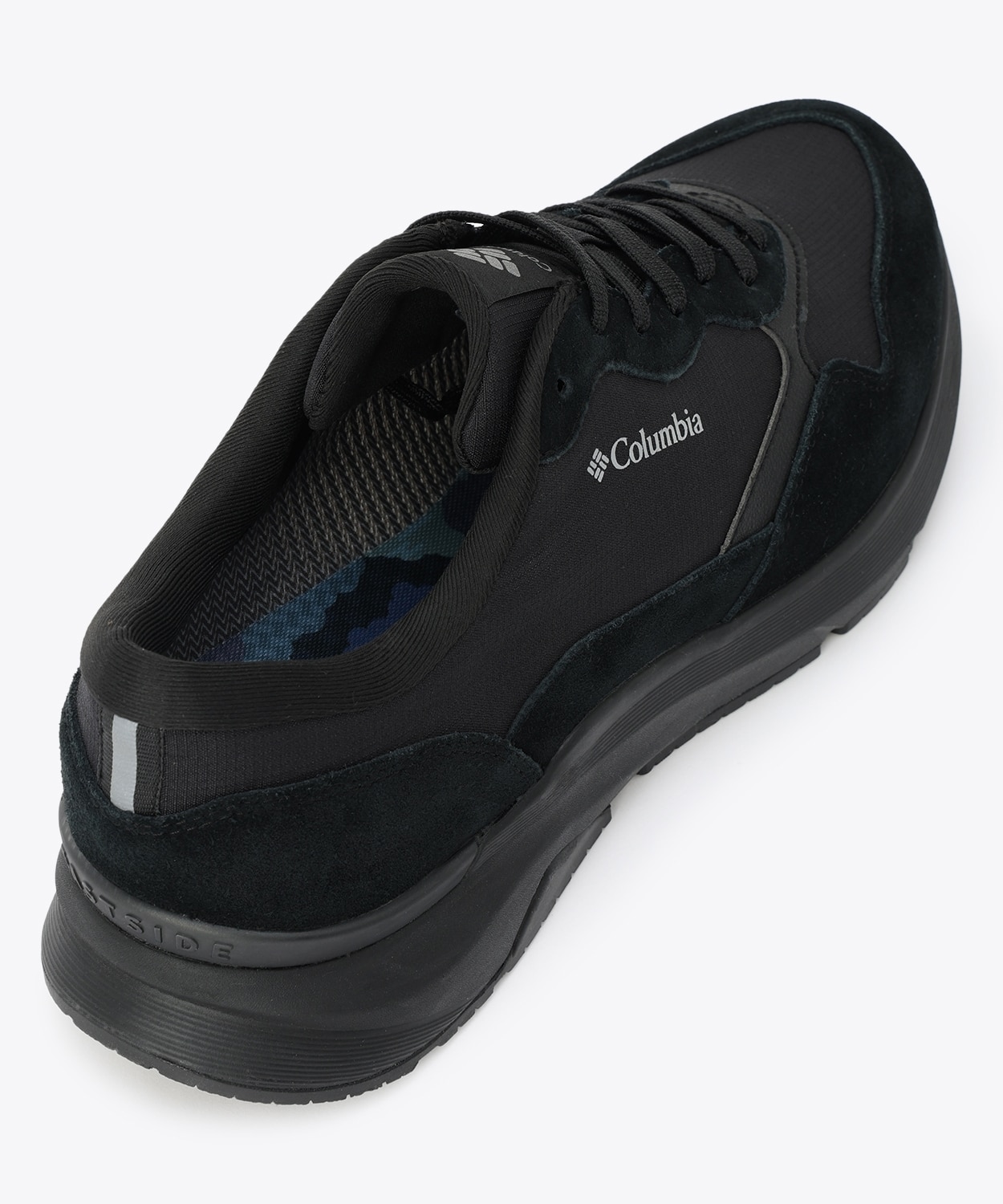 010Black