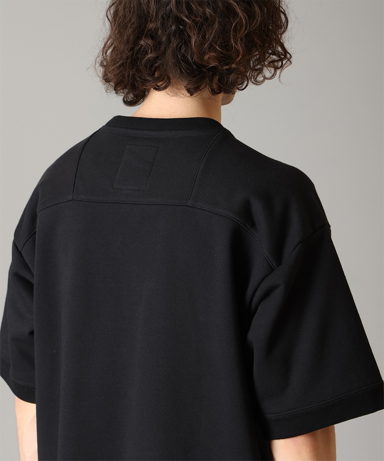 010Black