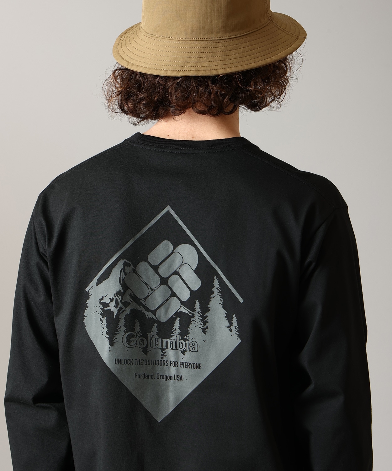 011Black Back Print