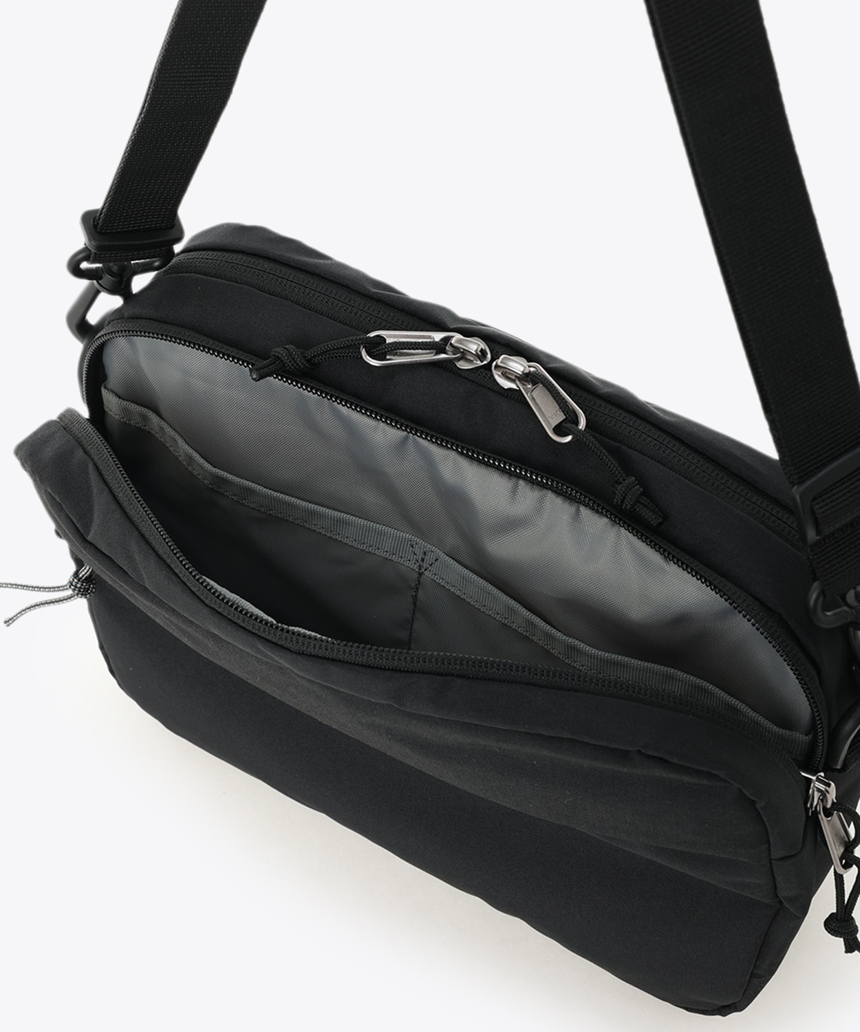 010Black