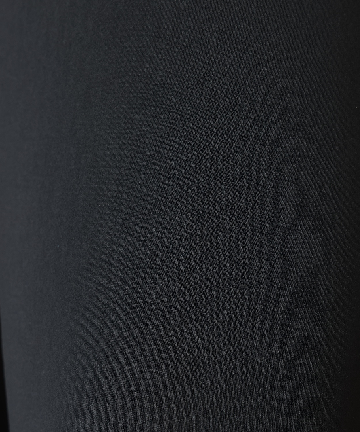 010Black