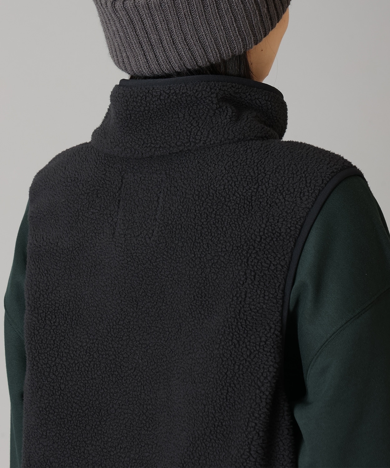 010Black