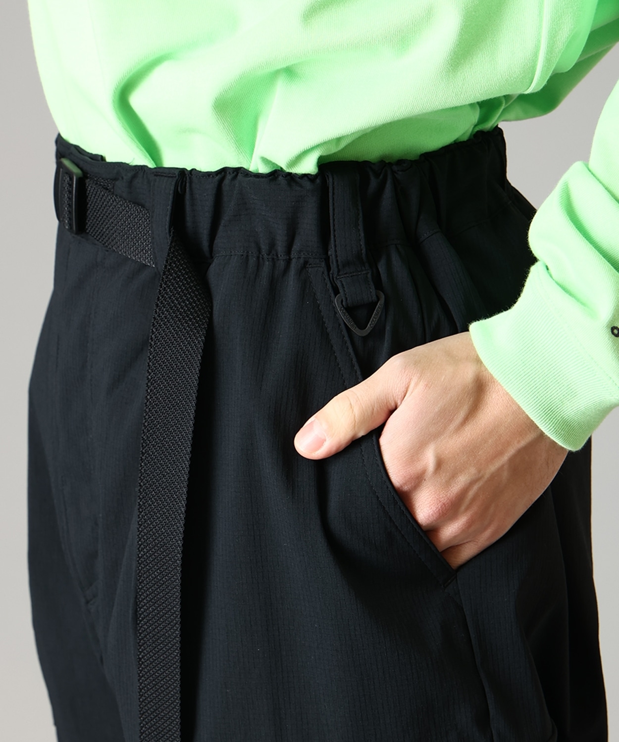 010Black