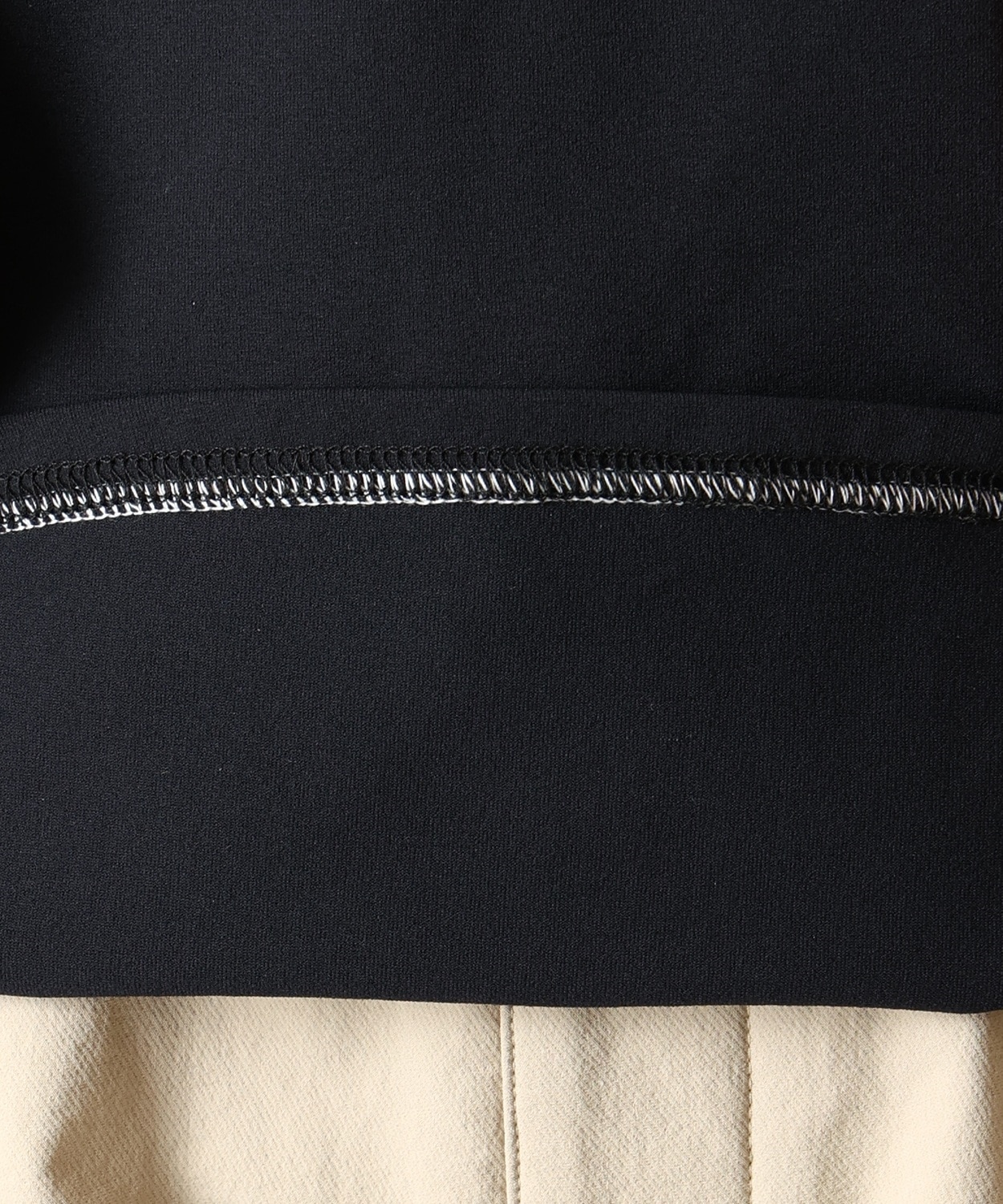 010Black