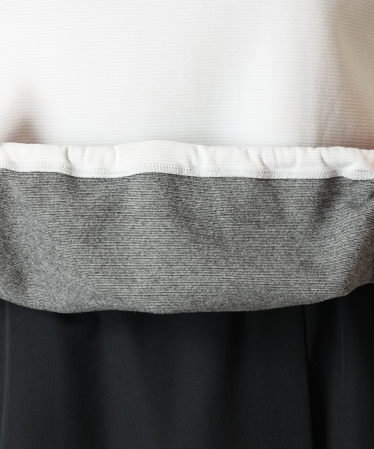 043Nimbus Grey