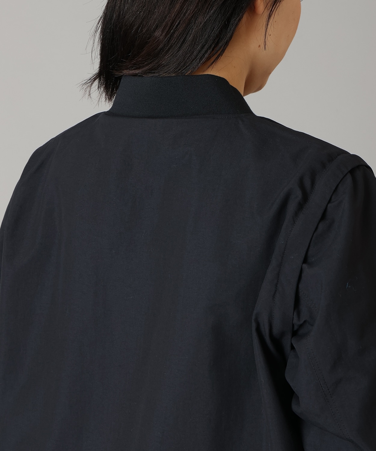 010Black