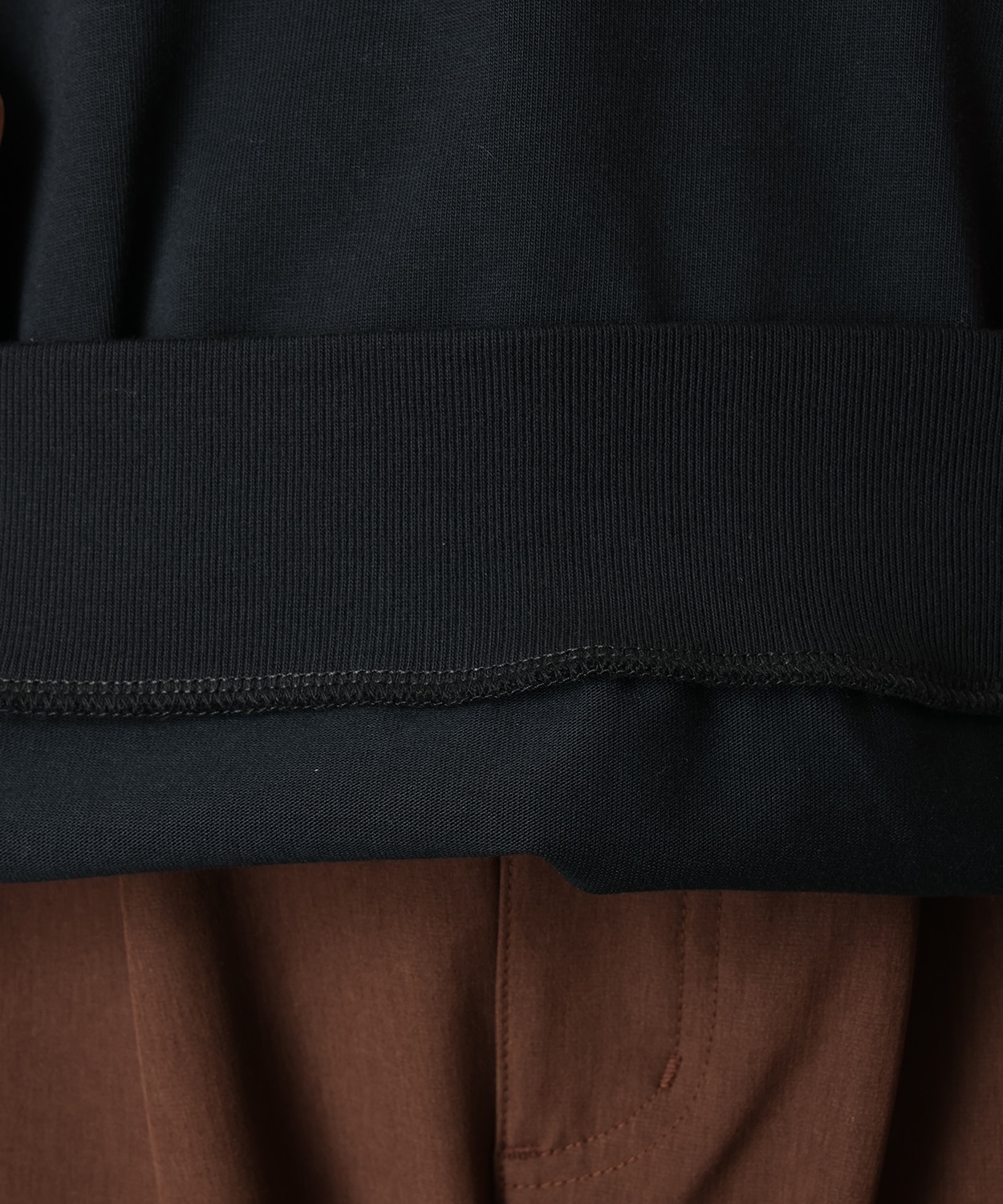 010Black