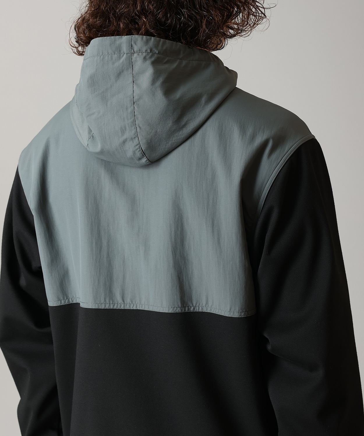 010Black