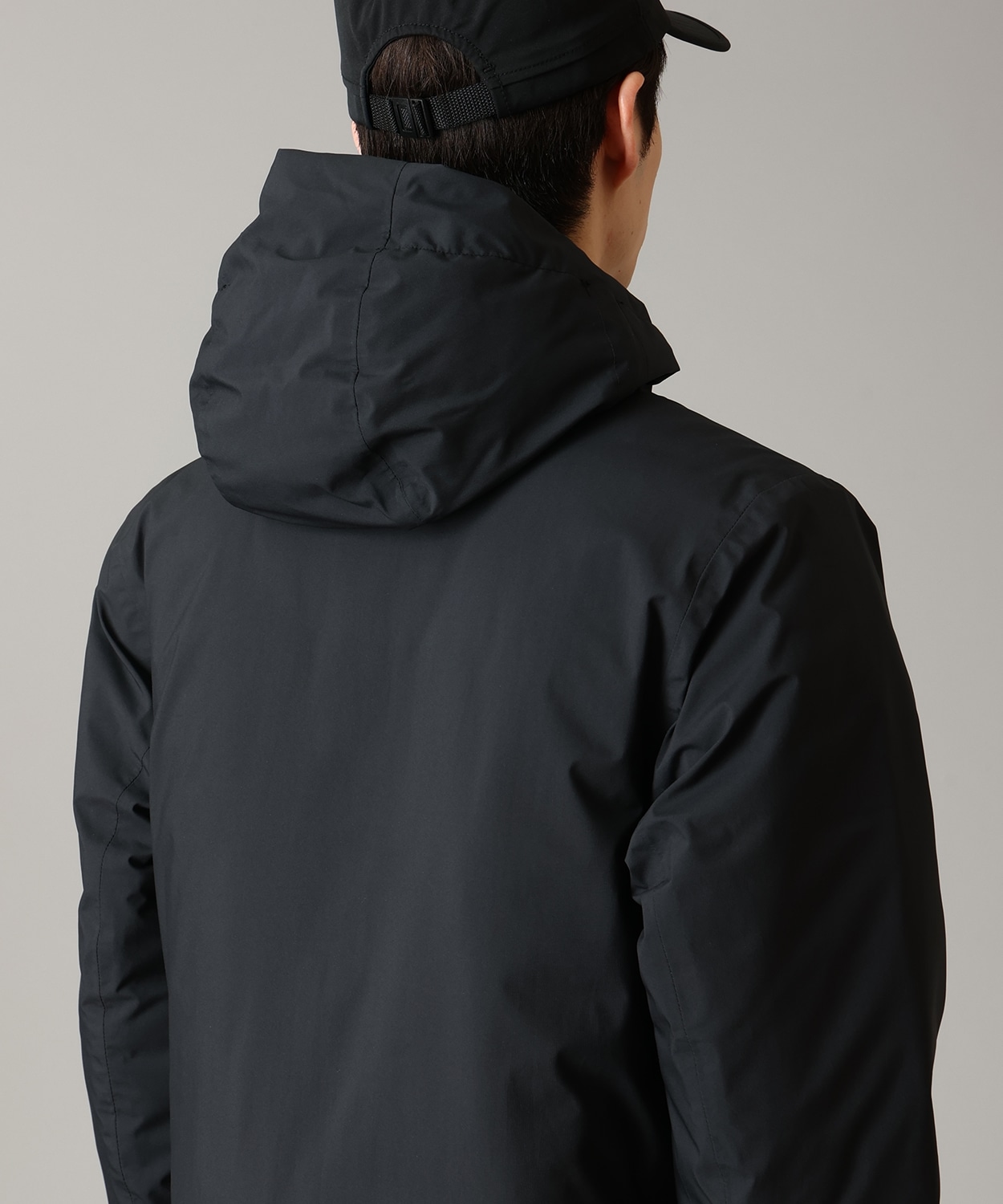 010Black