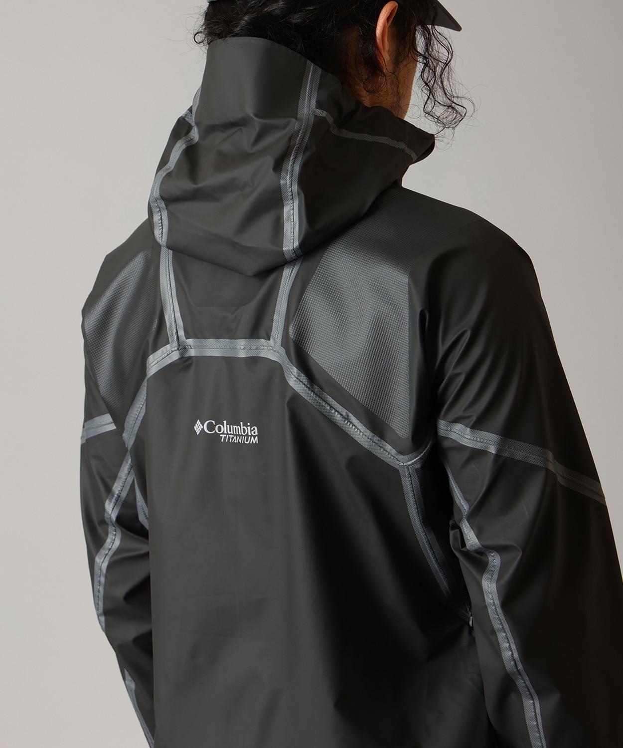 011Black