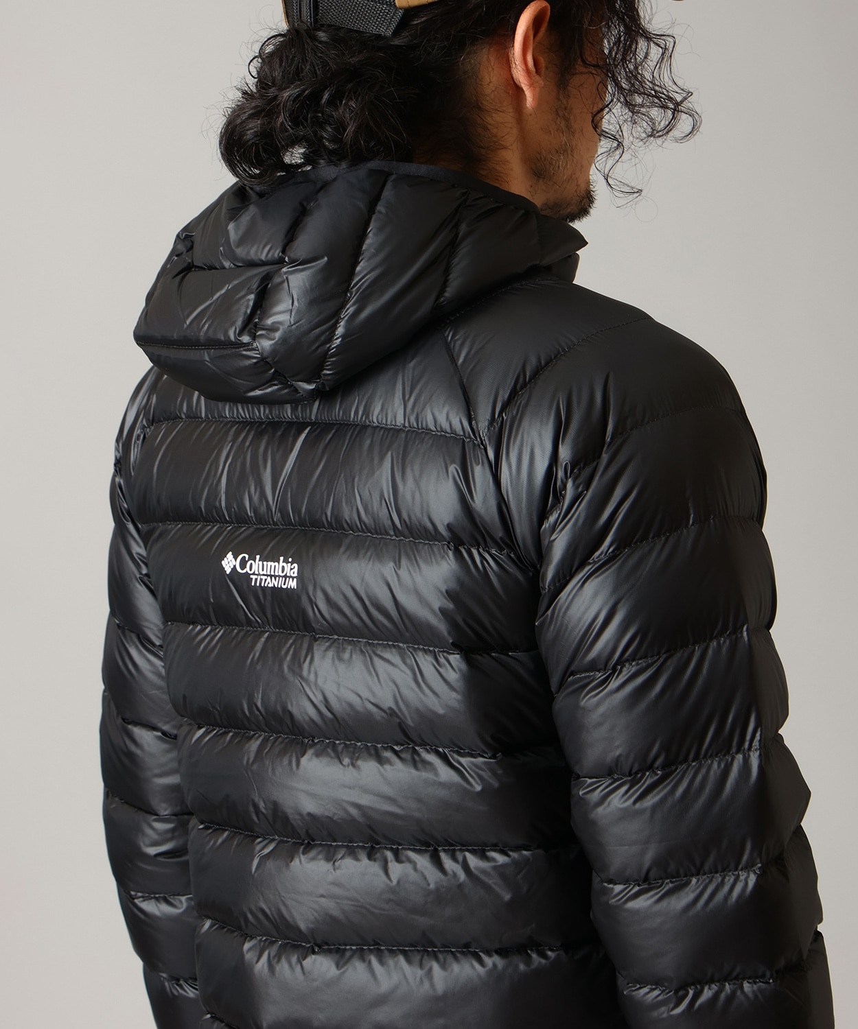 010Black