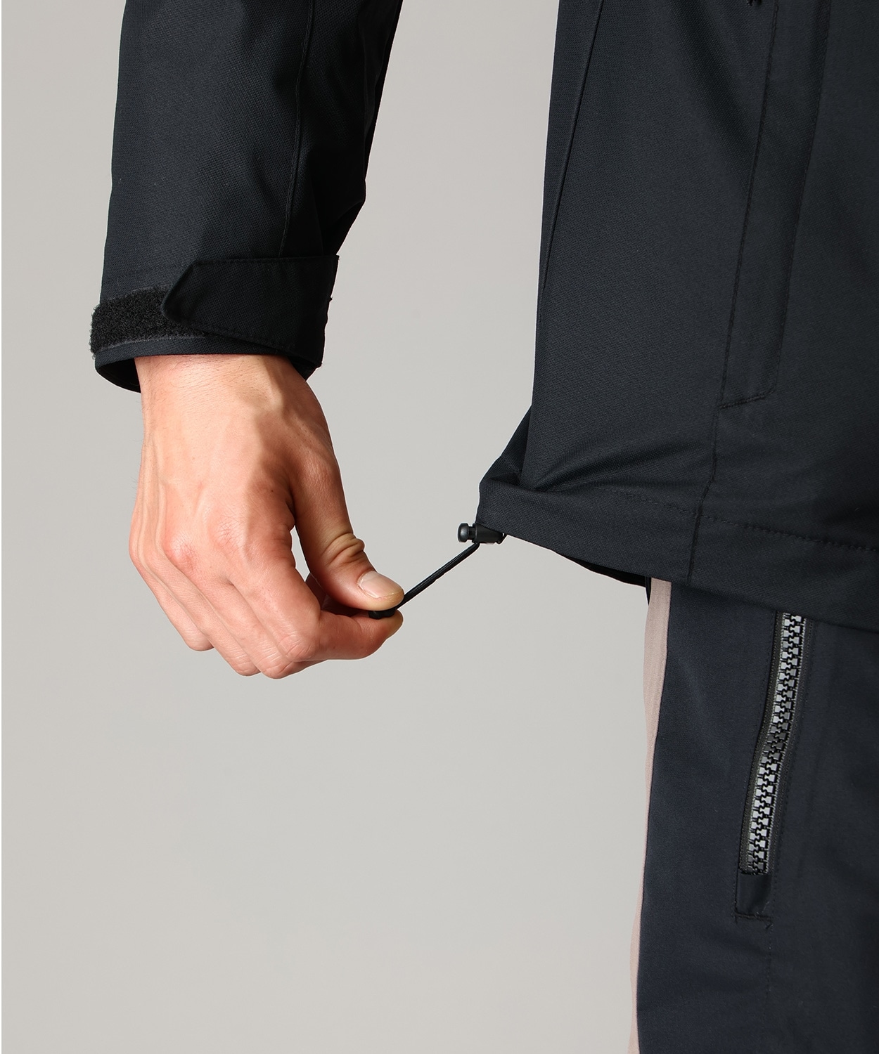 010Black