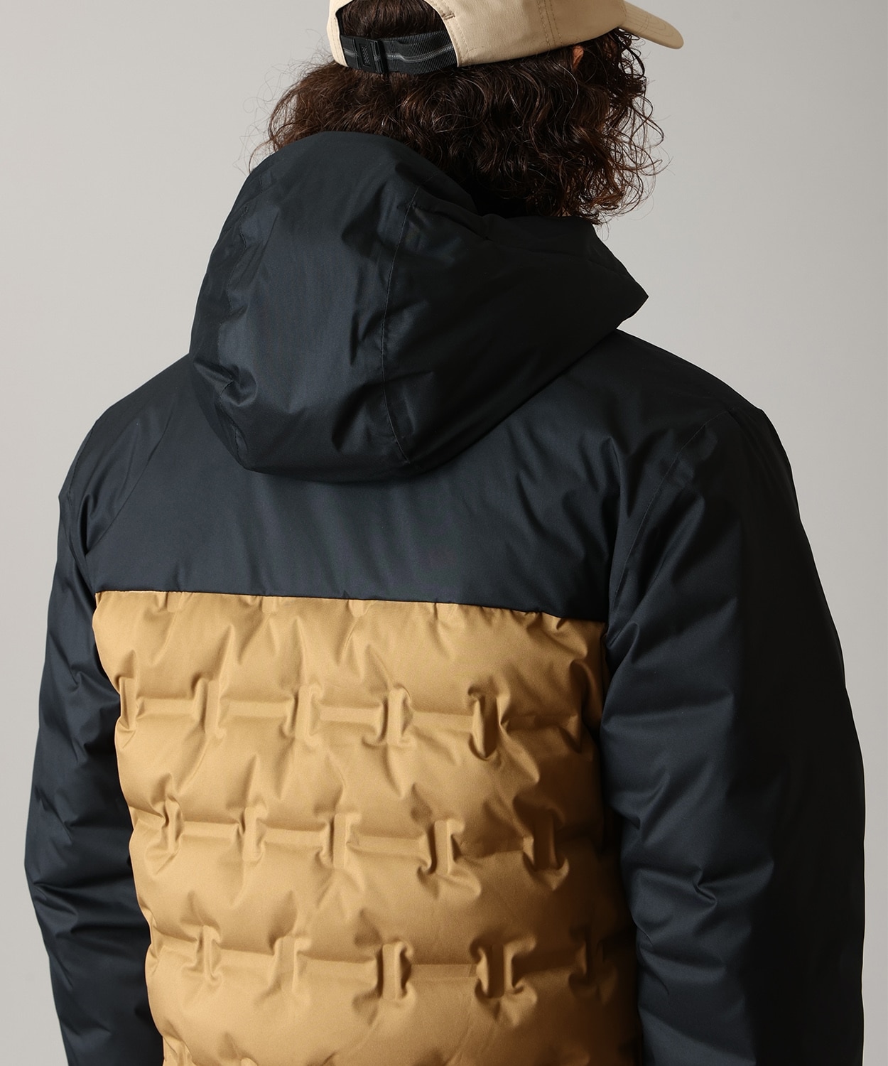 257Delta Black