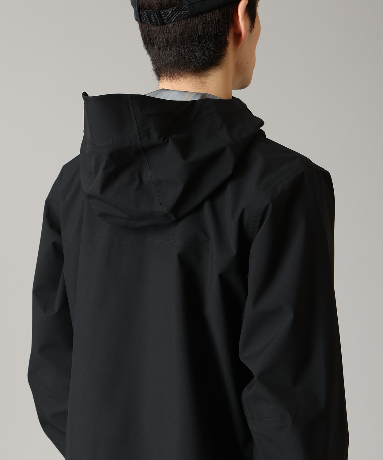 010Black