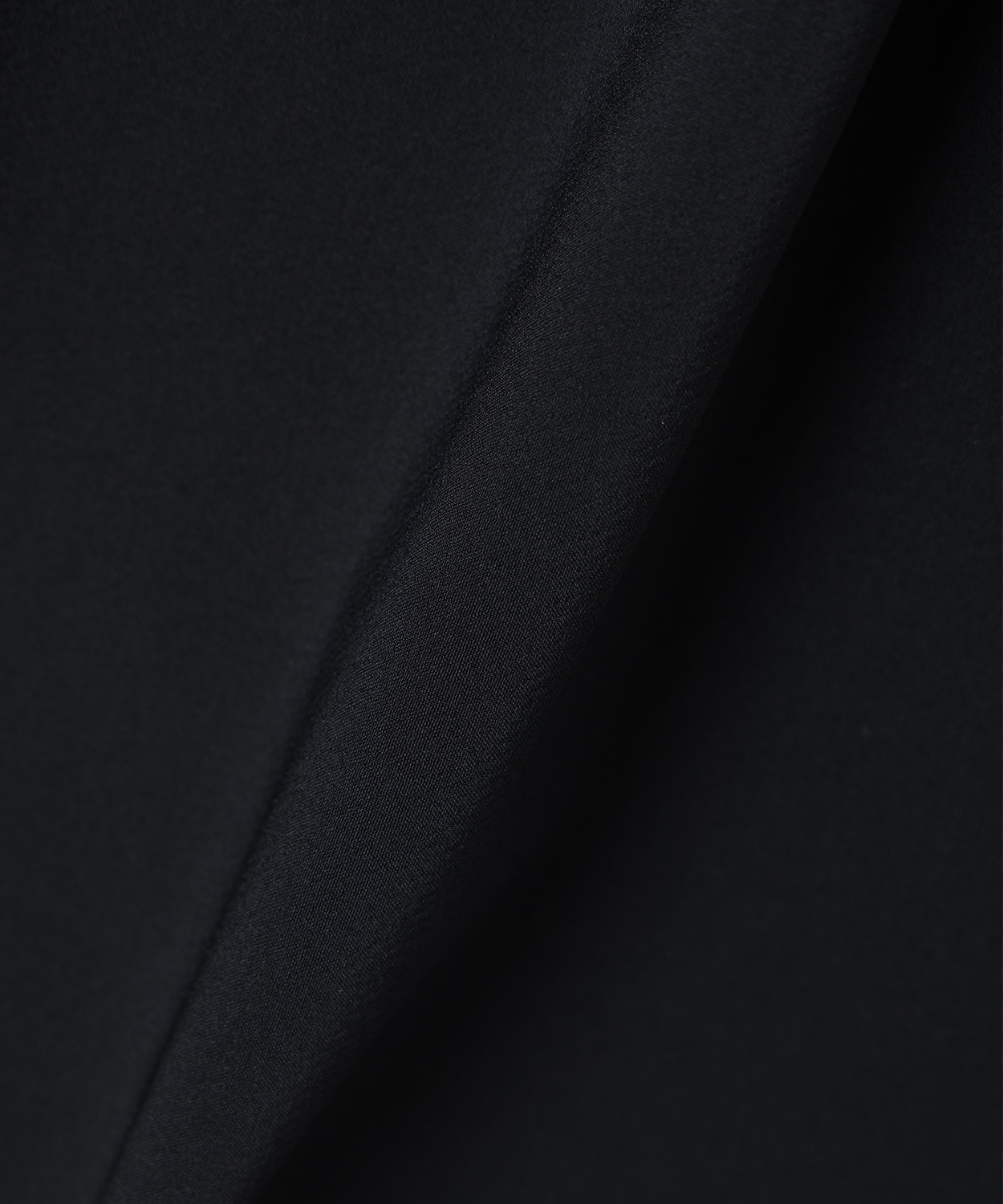010Black
