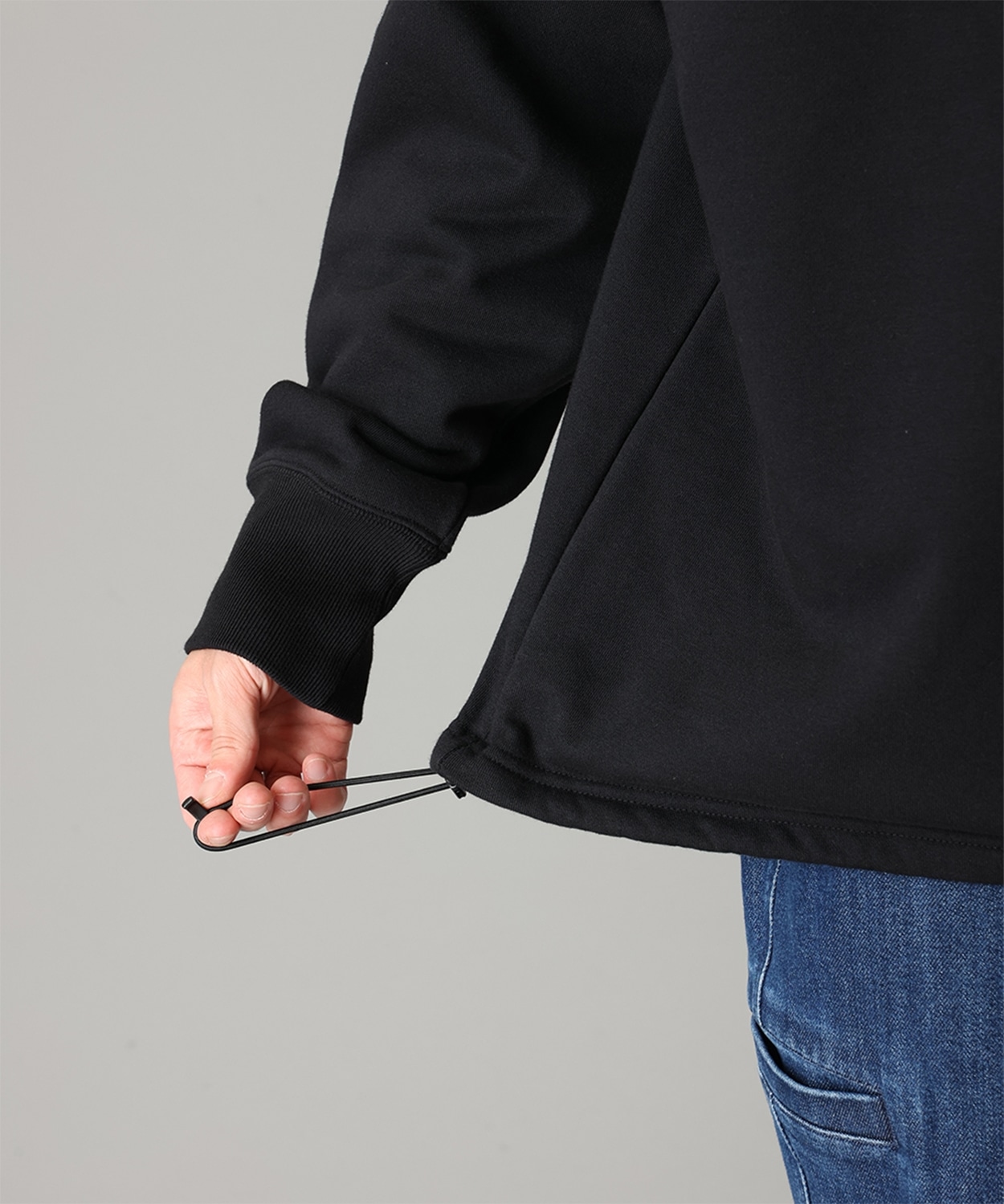 010Black