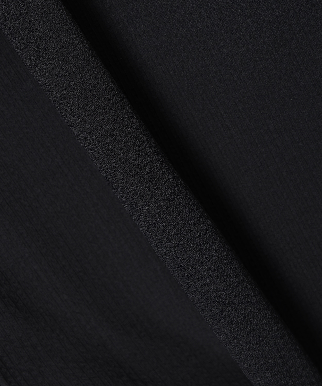 010Black