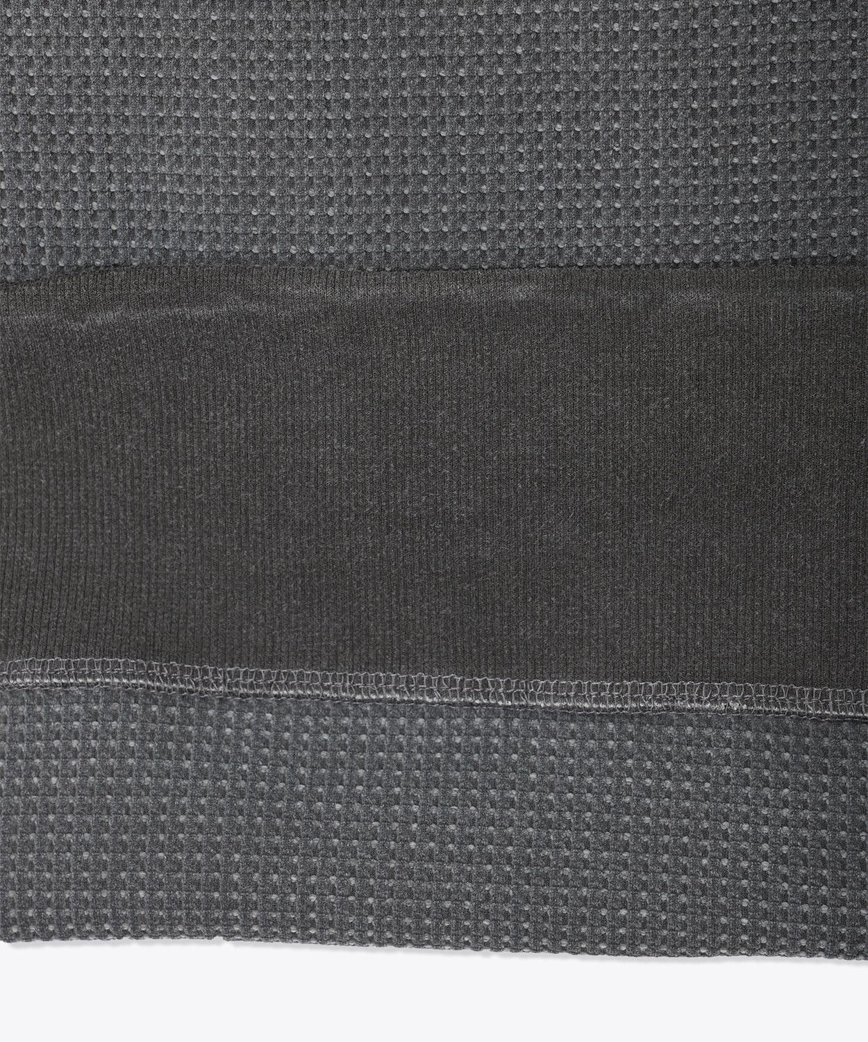 010Black