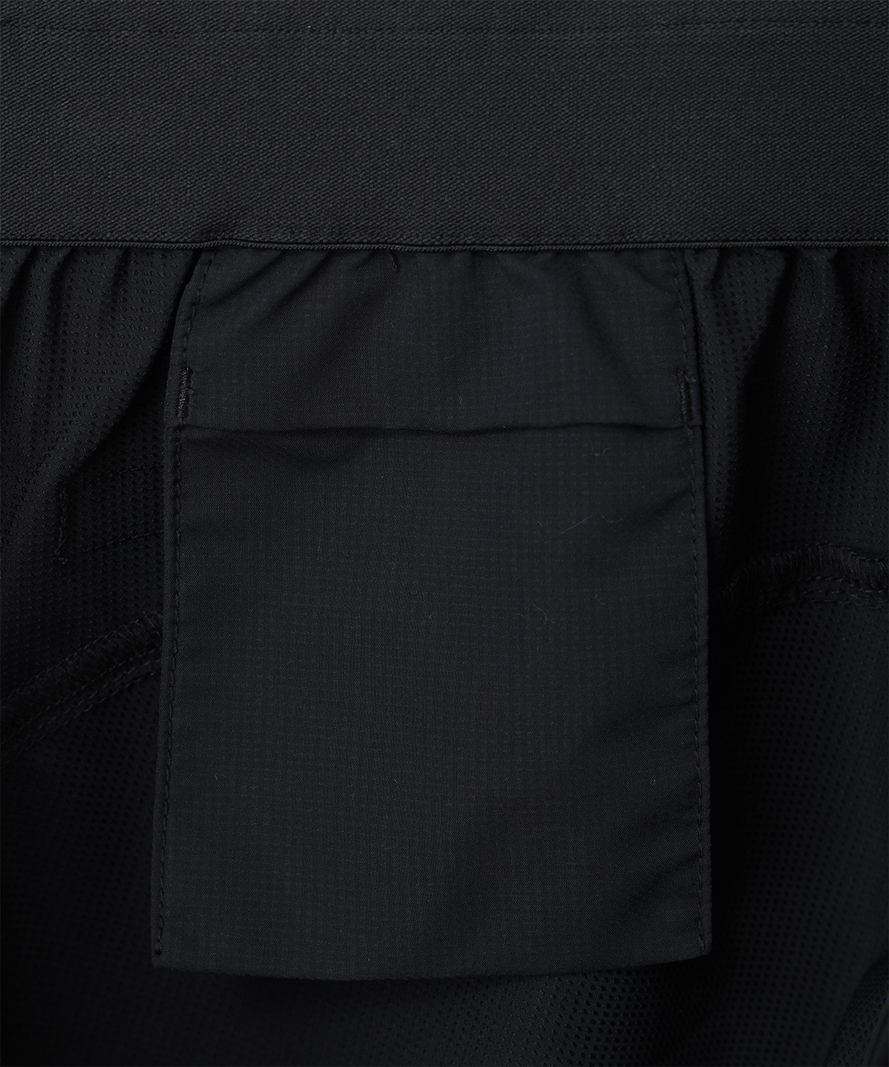 010Black