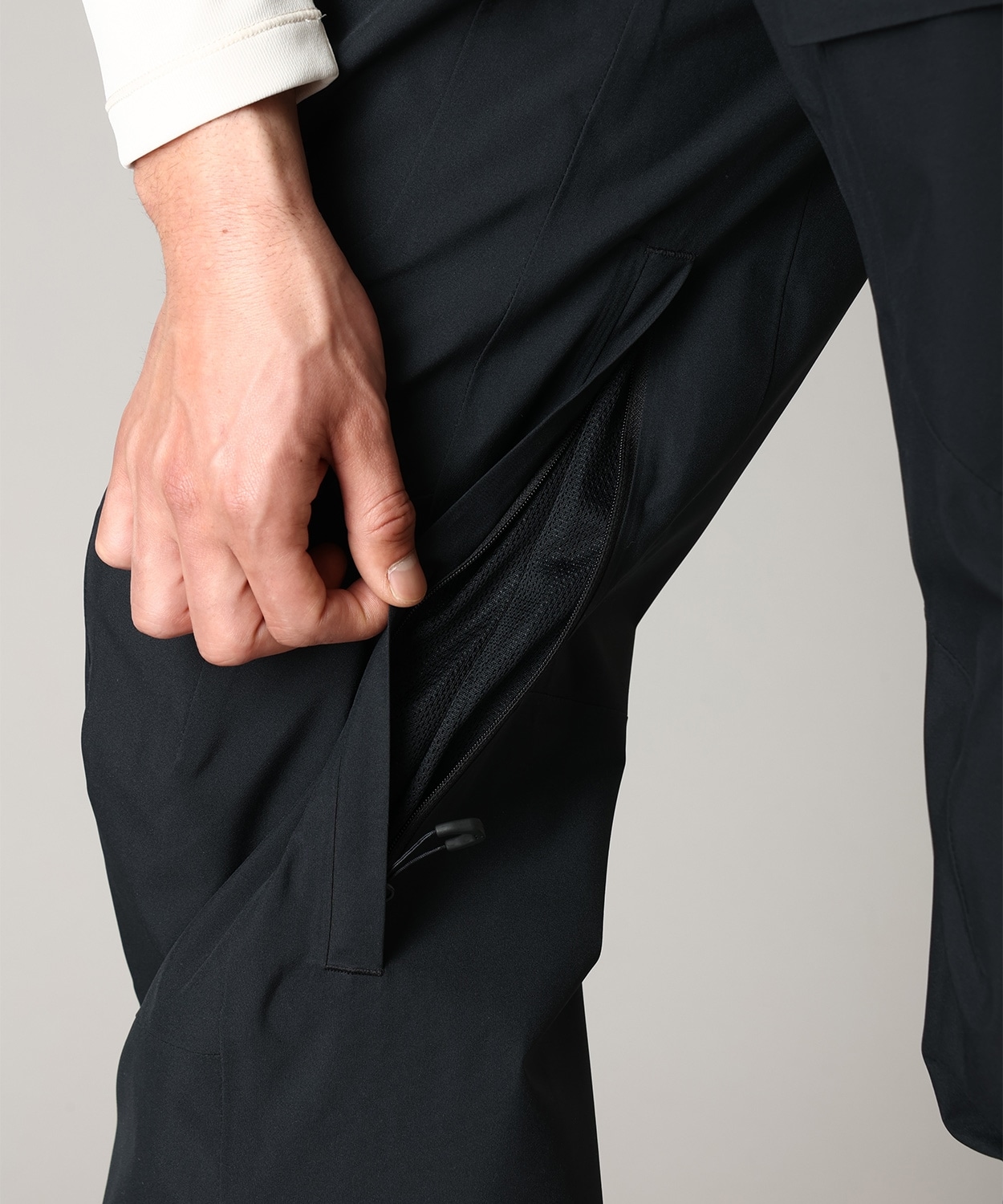 010Black