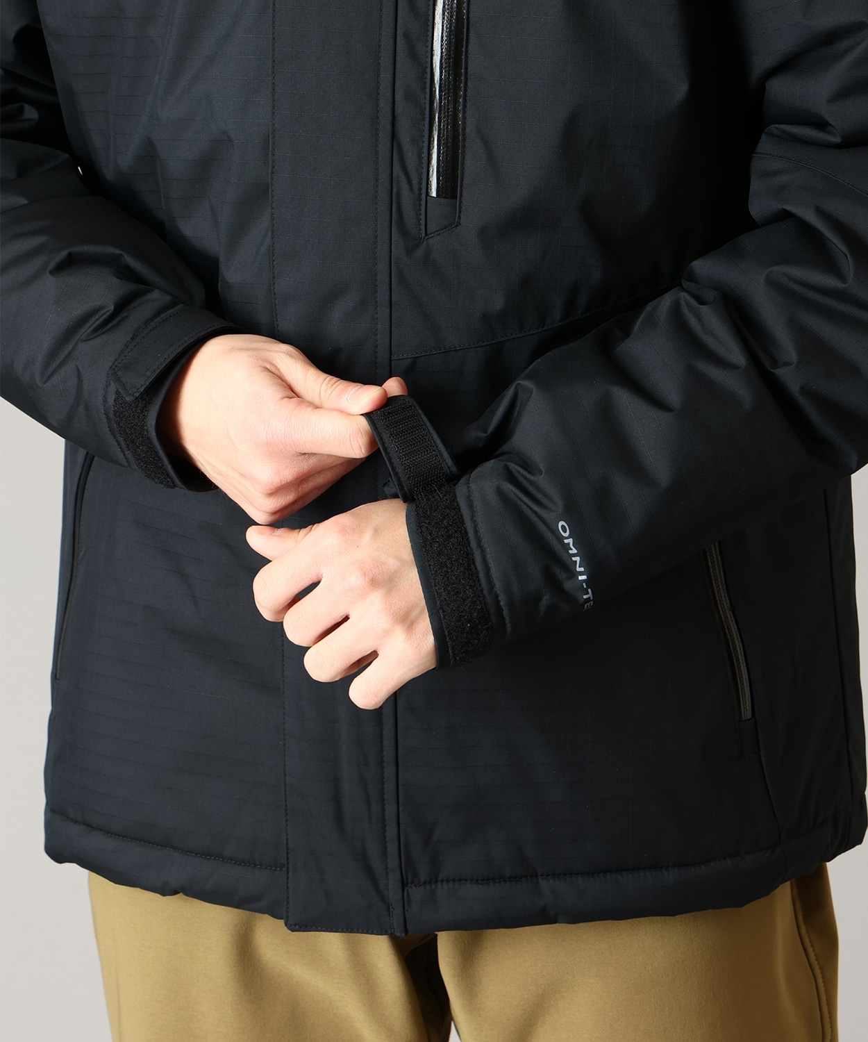 010Black