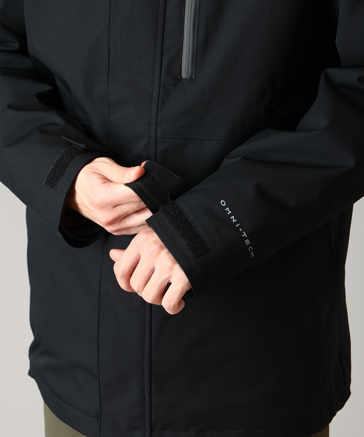 010Black