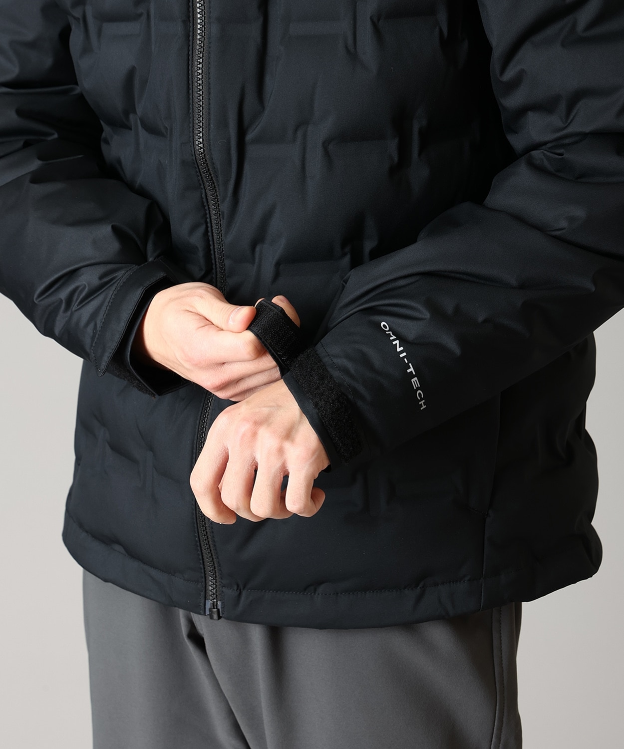 010Black
