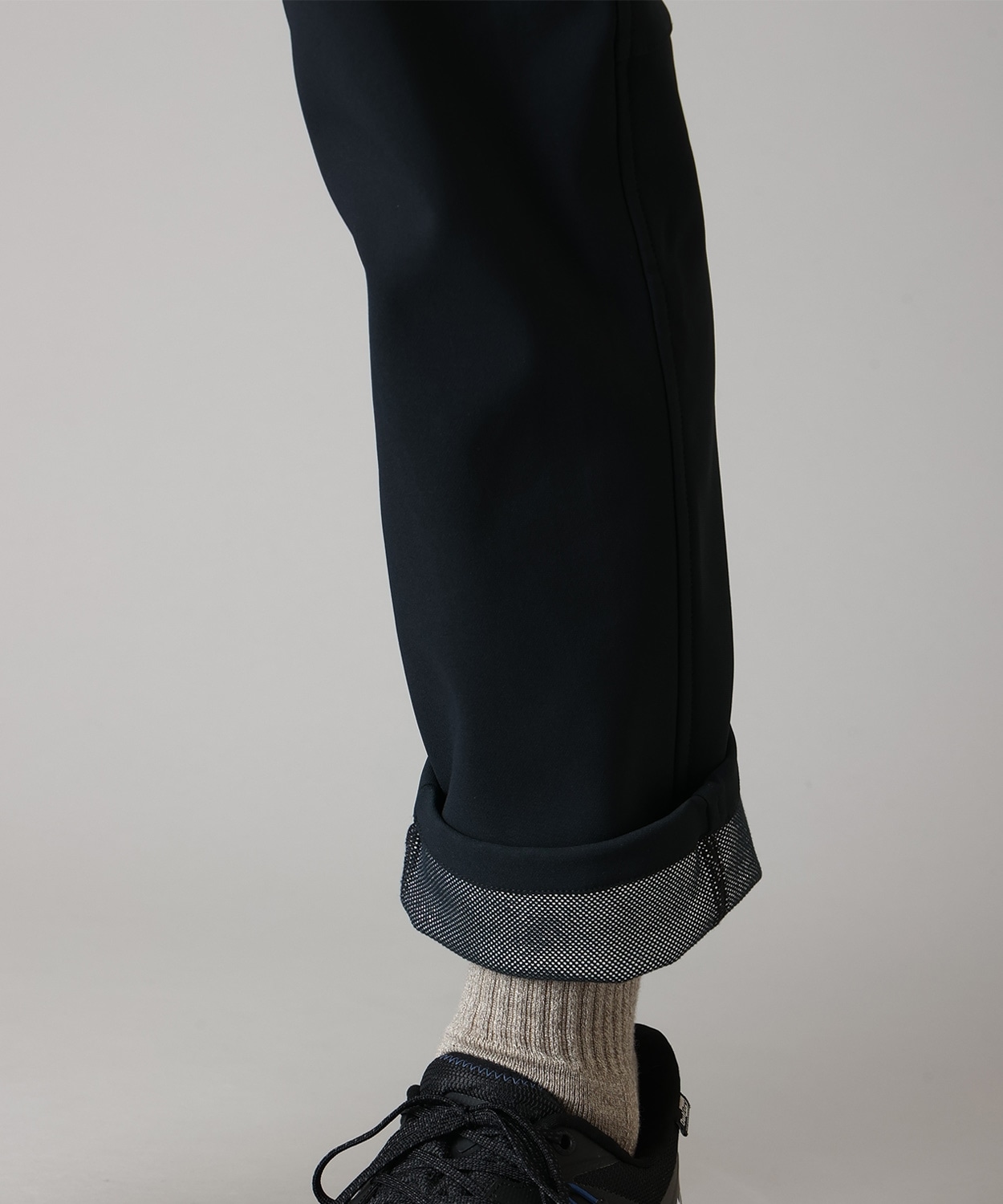 010Black