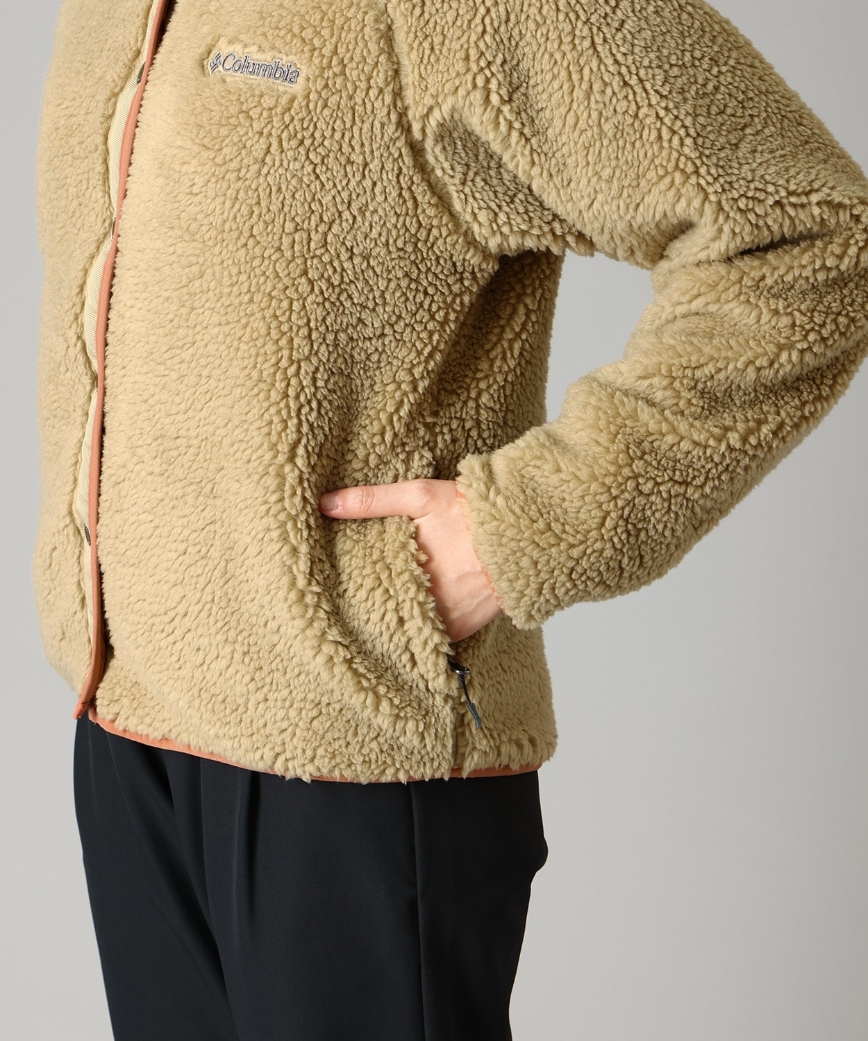 243Crouton Teak Brown