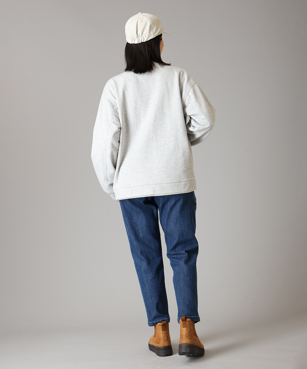 039Columbia Grey Heather