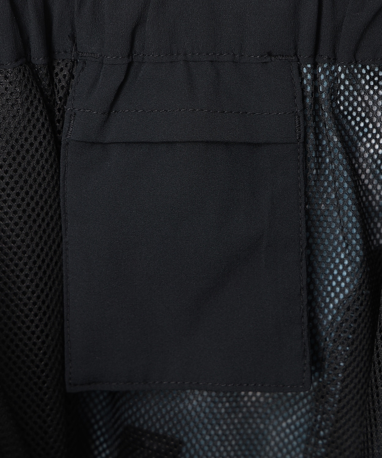 010Black