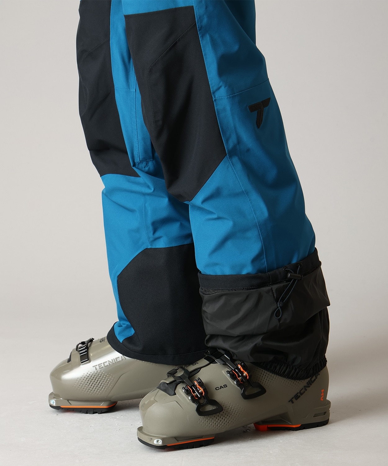 442Phoenix Blue Black