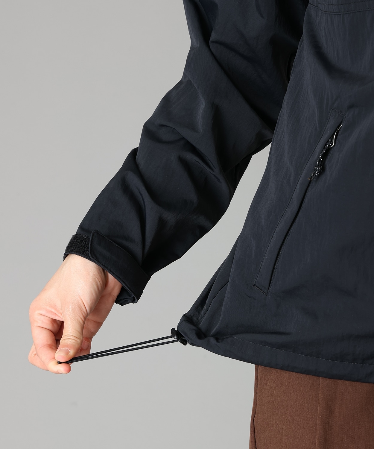 010Black
