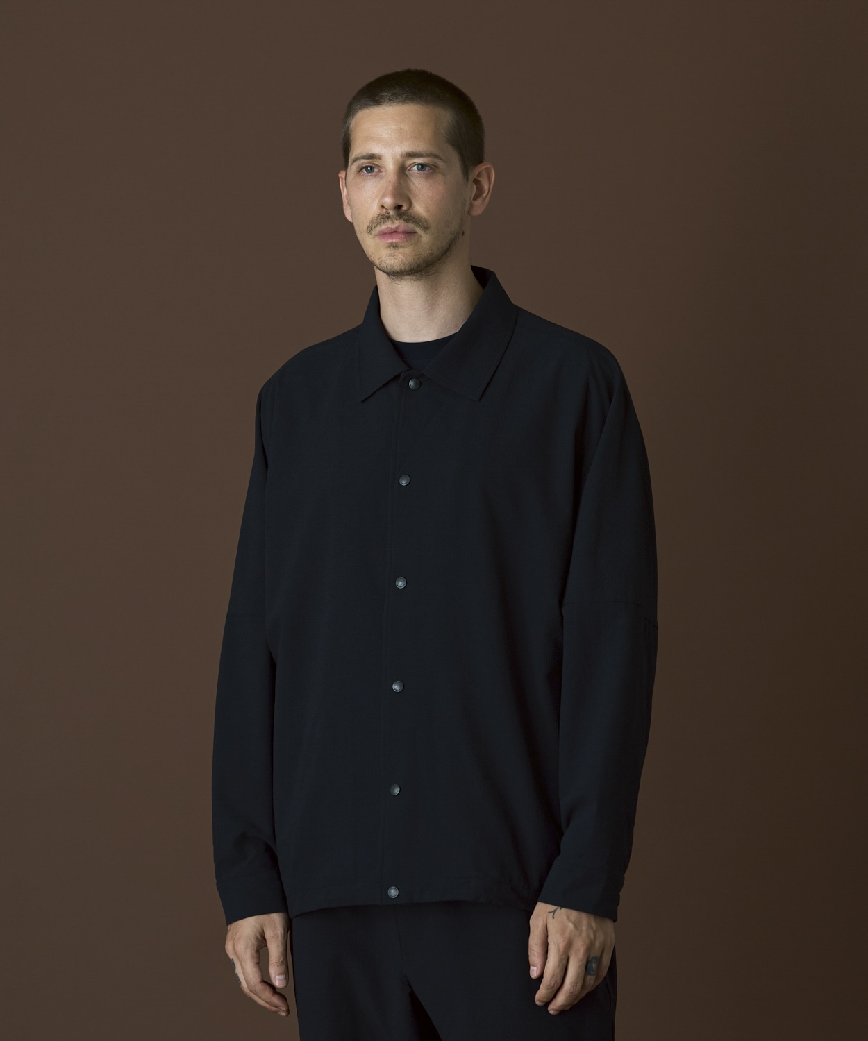 010Black