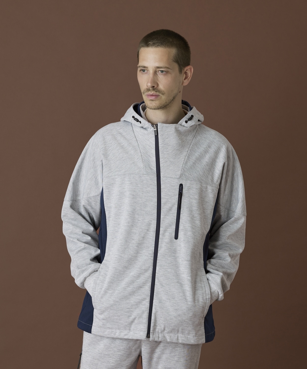 039Columbia Grey Heather