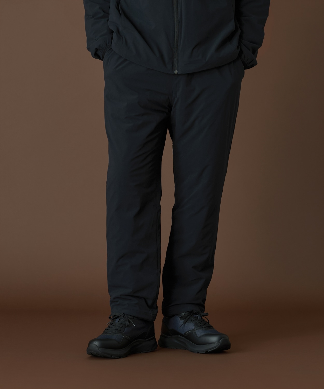 010Black