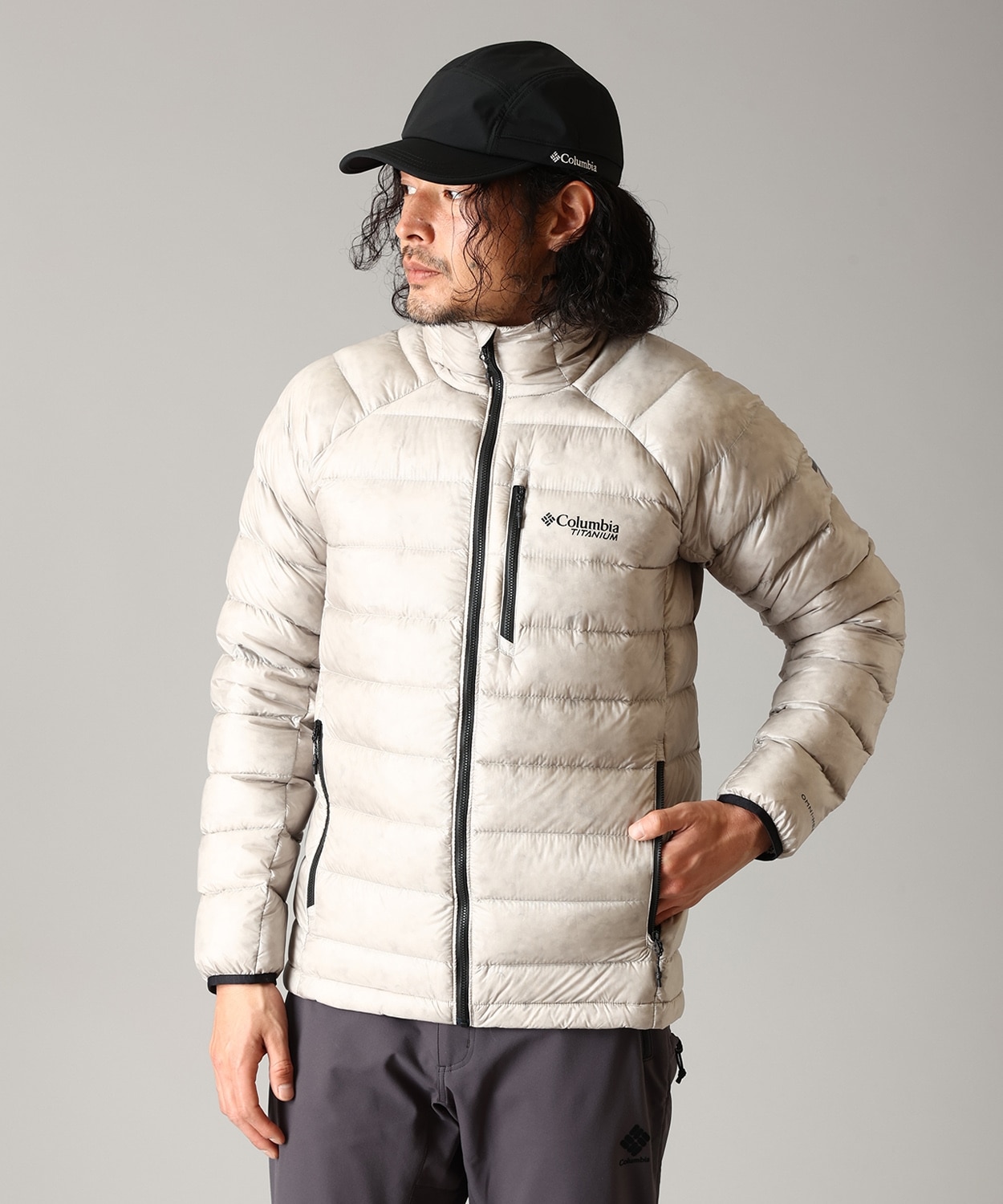 アークティッククレストダウンジャケット(S Flint Grey)│コロンビア