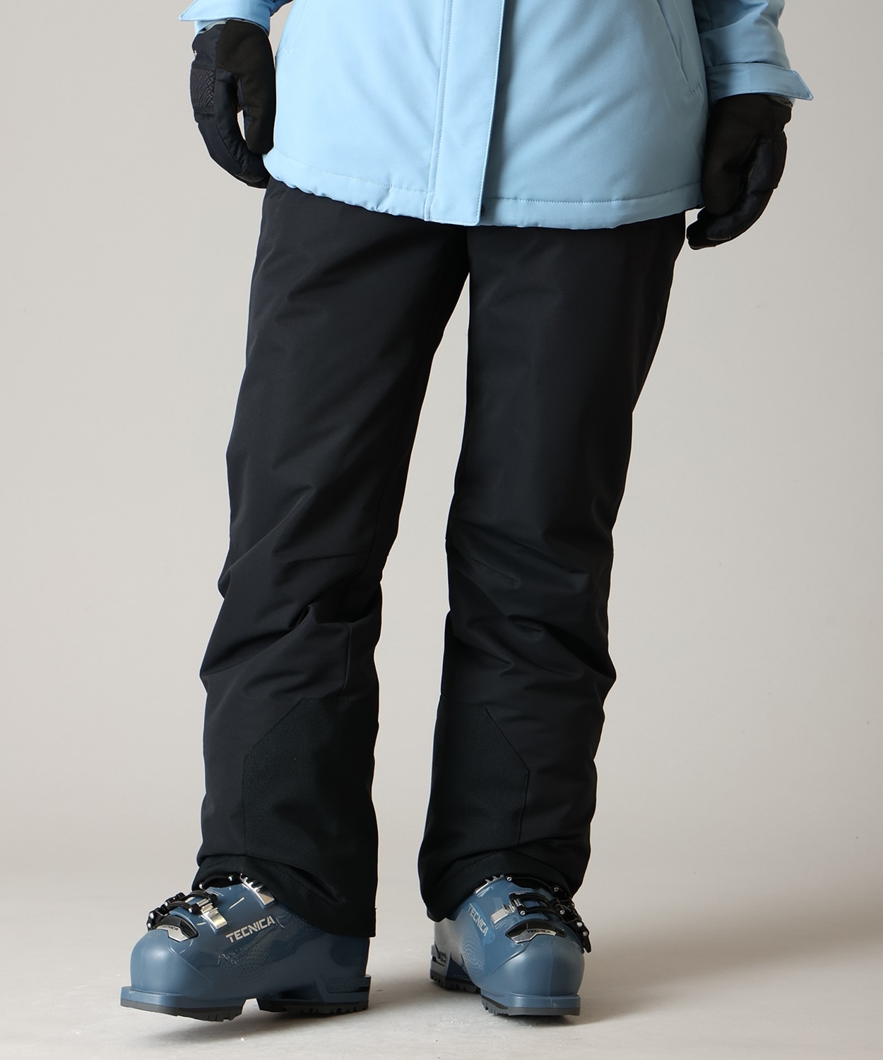 010Black