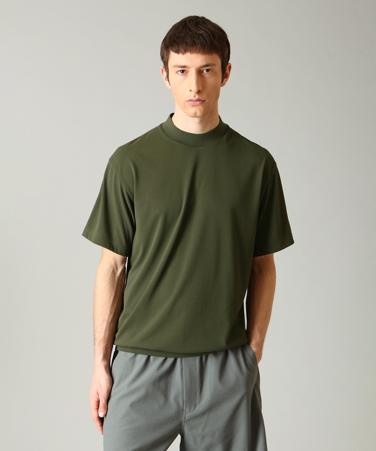 モデル　身長：186cm　着用サイズ：L