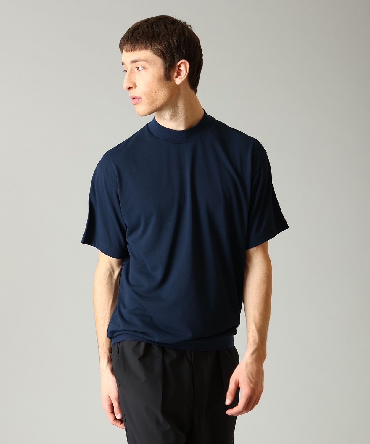 モデル　身長：186cm　着用サイズ：L