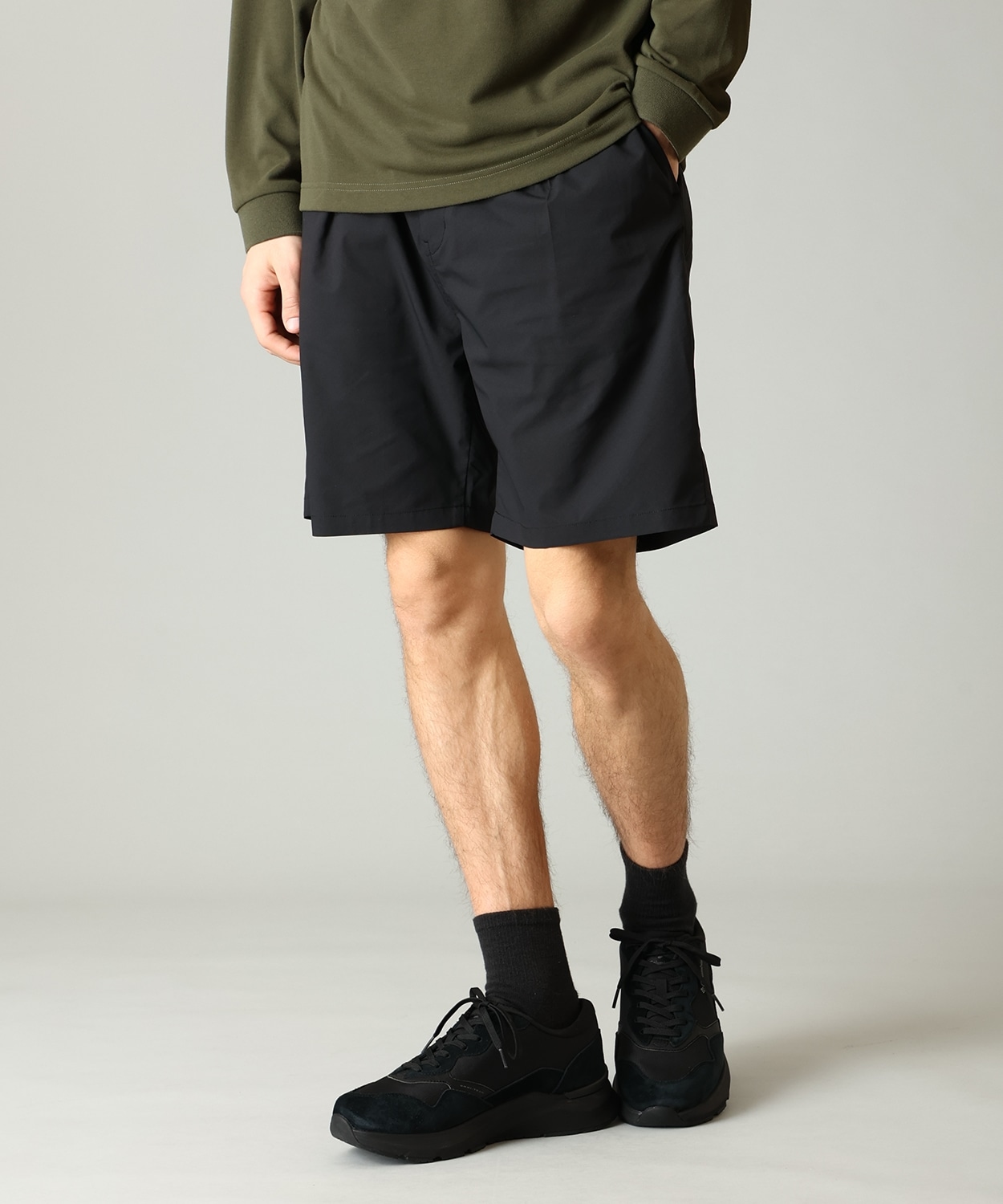 モデル　身長：186cm　着用サイズ：L